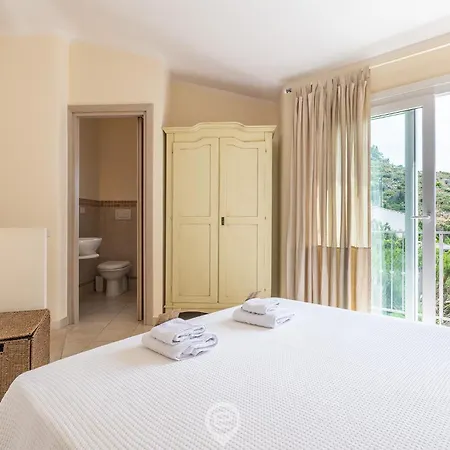 Simone Eden Vakantiehuis Riva dei Pini