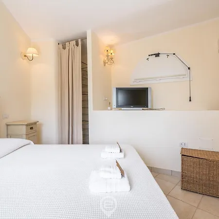 Vakantiehuis Simone Eden Riva dei Pini